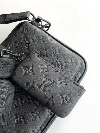 Louis Vuitton Trio Messenger