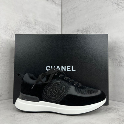 Chanel 22P Low "Black"