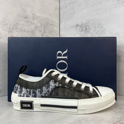Dior B23 Low "Black-White Sole"