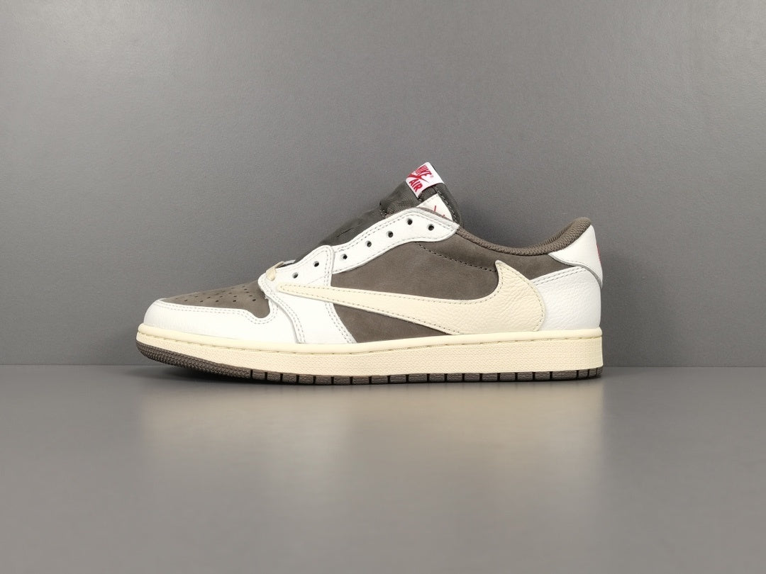 Air Jordan 1 Low "Travis Scott Reverse Mocha"
