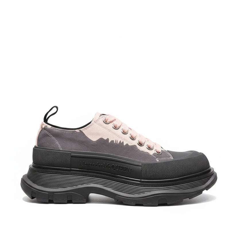Alexander McQueen Tread Slick Low "Black-Pink"