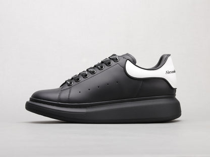 Alexander McQueen Oversized "Black-White"