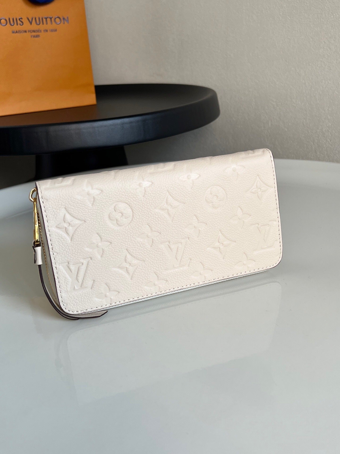 Louis Vuitton Zippy Wallet "Monogram Empreinte Leather"