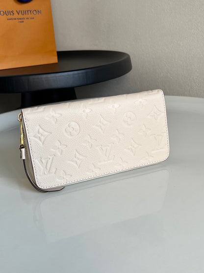 Louis Vuitton Zippy Wallet "Monogram Empreinte Leather"