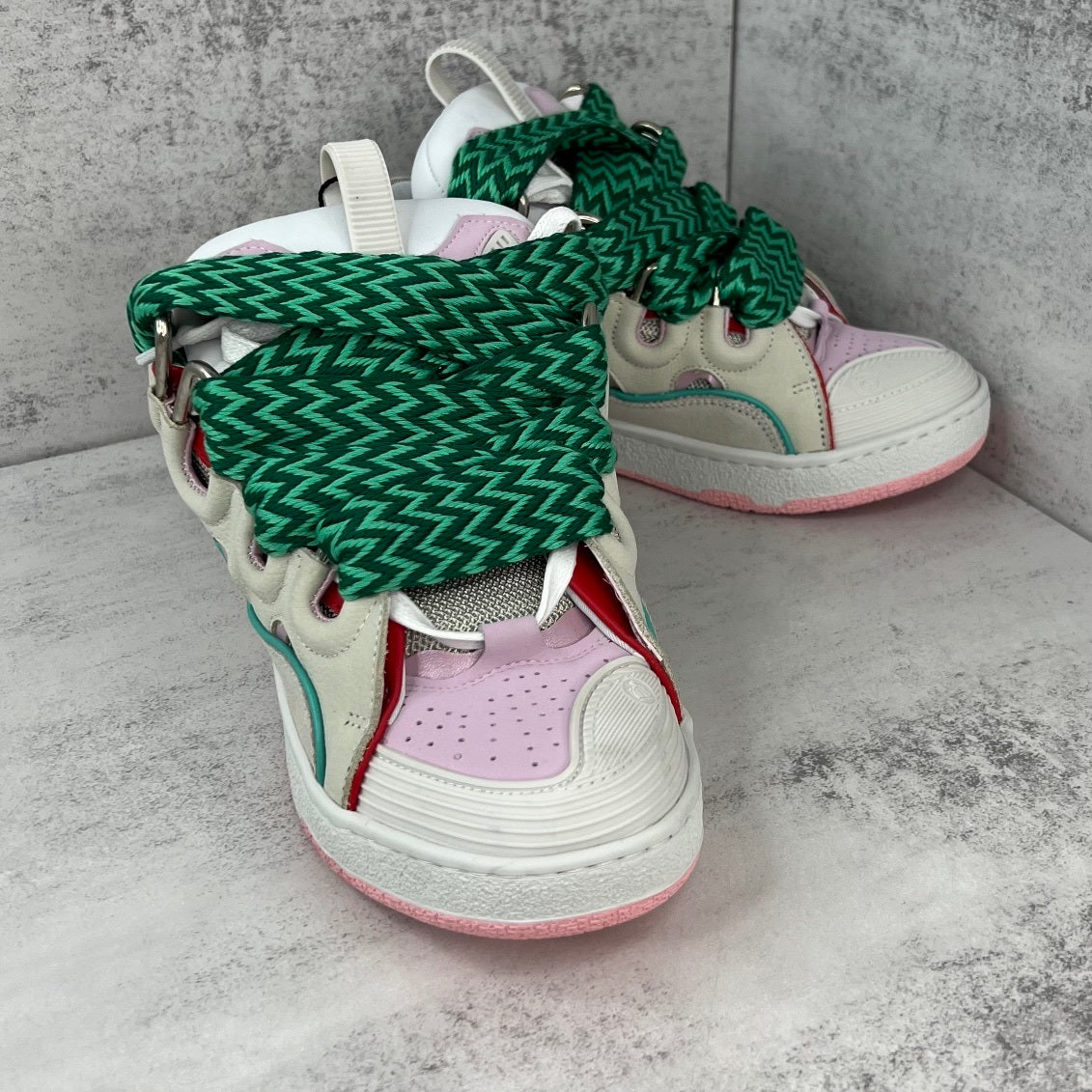 Lanvin Curb "Beige-Pink"