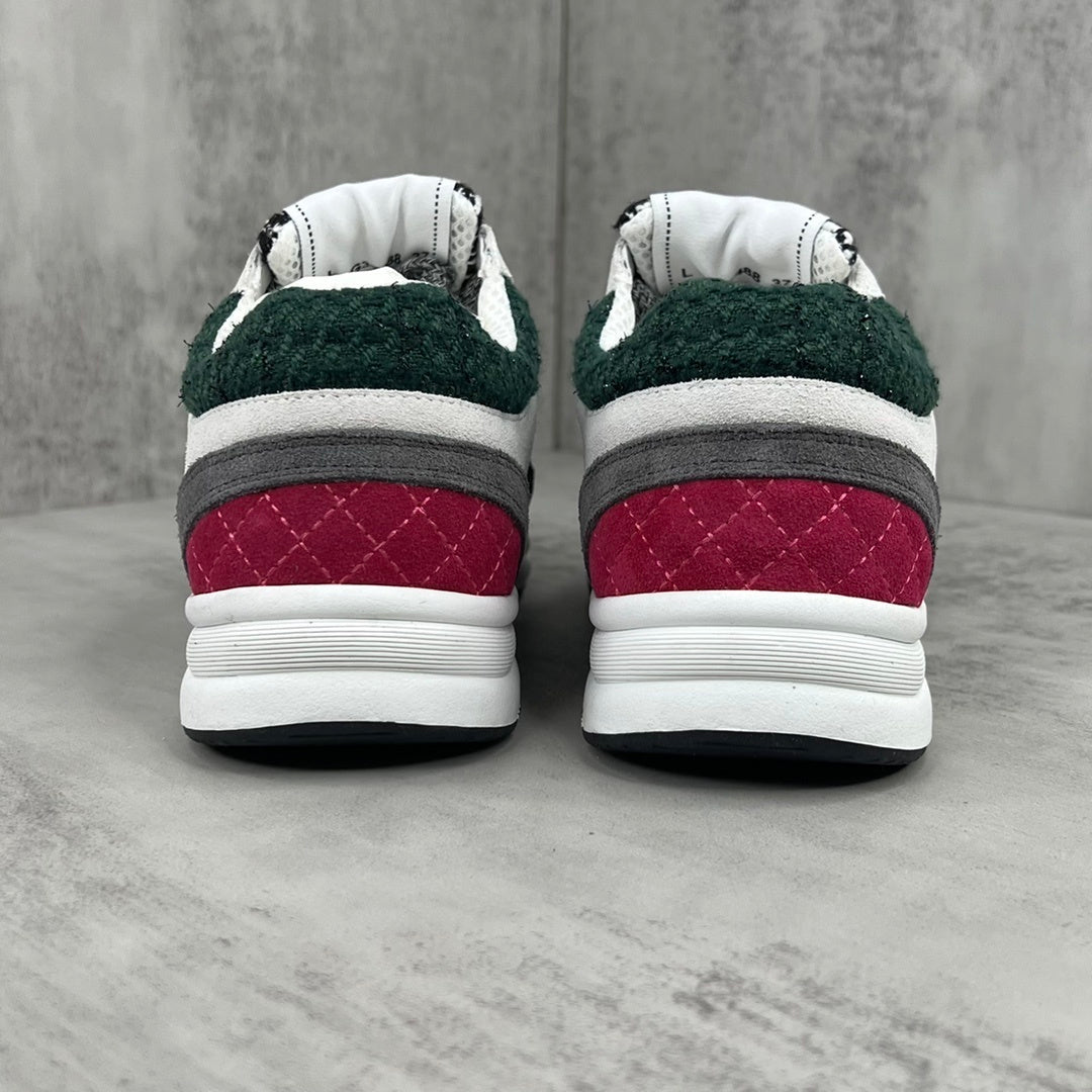 Chanel 22A "White-Grey-Brown"