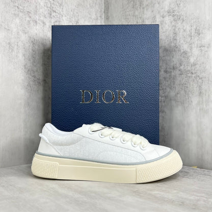 Dior B33 "White"