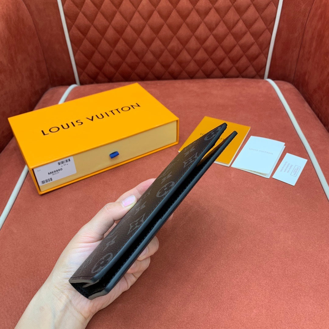 Louis Vuitton Brazza Wallet