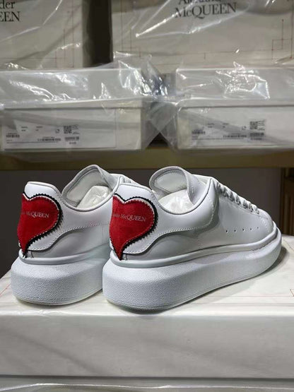 Alexander McQueen Oversized "White-Heart"