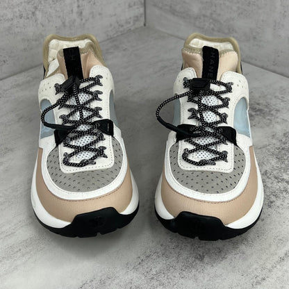 Chanel CC "White-Grey-Beige"