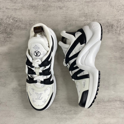 Louis Vuitton Arklight "White-Black-Hollow Monogram"