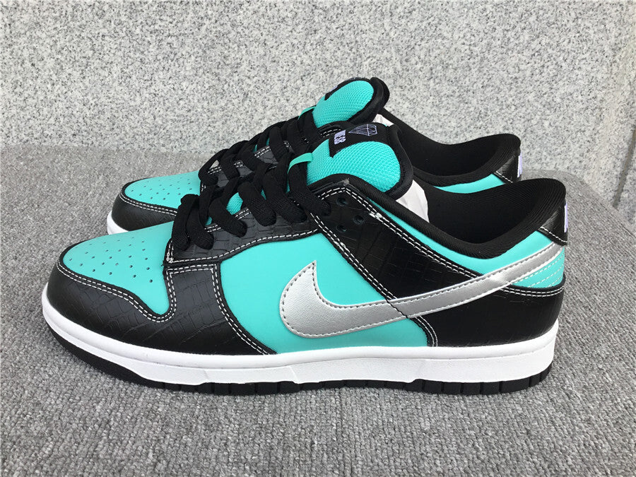 Nike Diamond Supply Co. x Dunk Low Pro SB "Tiffany"