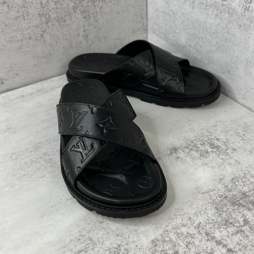 Louis Vuitton Slides "Black"