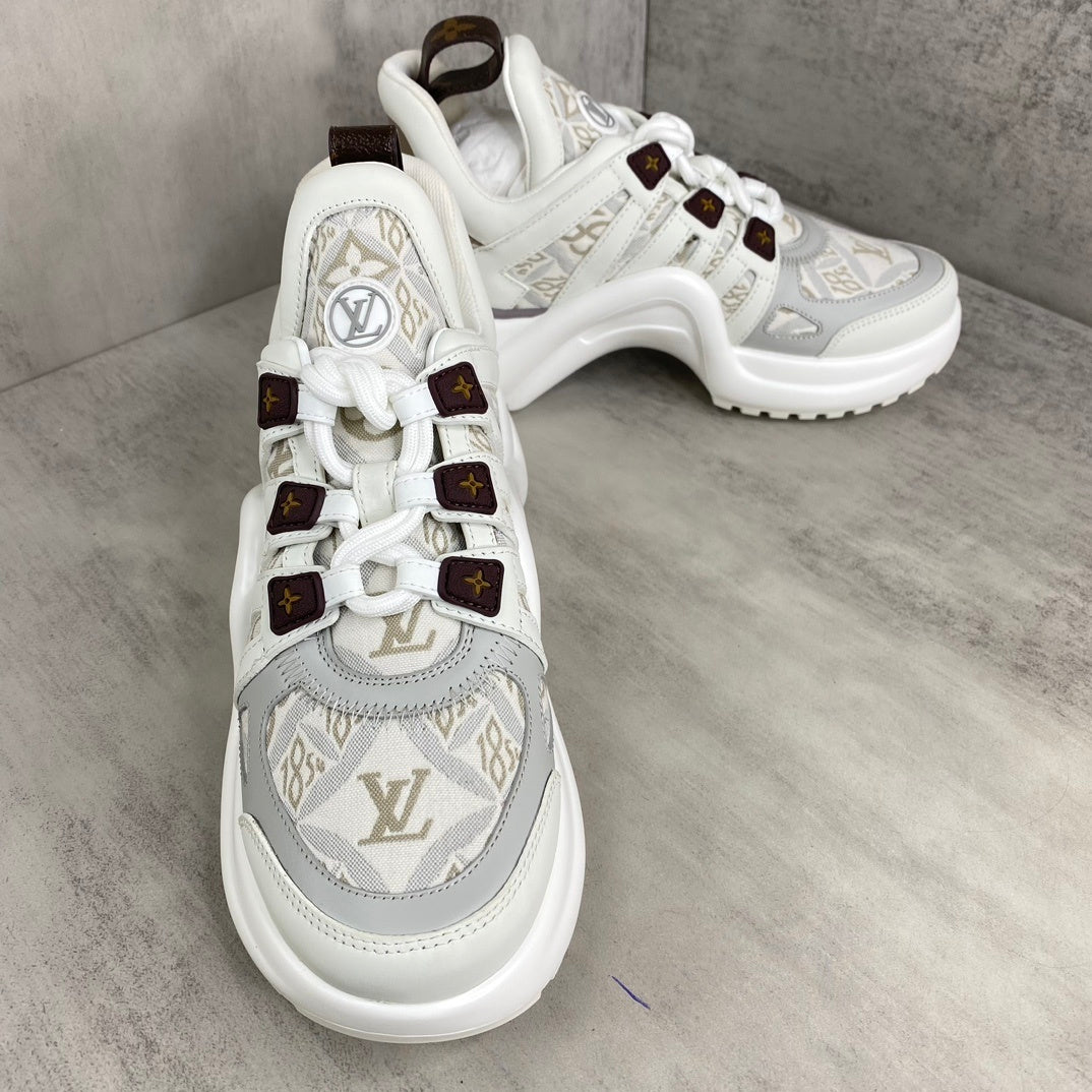 Louis Vuitton Arklight "White-Grey Embroided"
