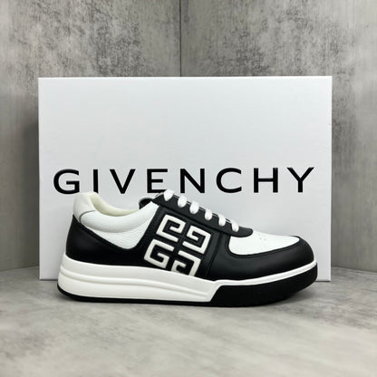 Givenchy Low-Top G4 "Black-White"