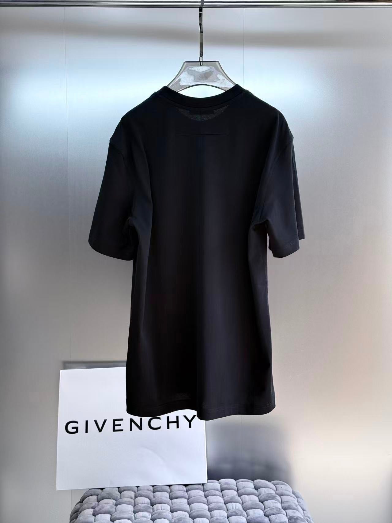 Givenchy Paris Shark Logo T-Shirt "Black"