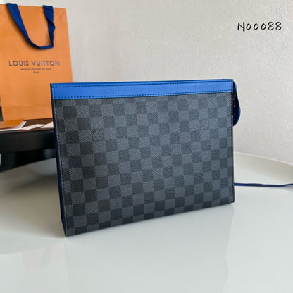 Louis Vuitton Pochette Voyage MM