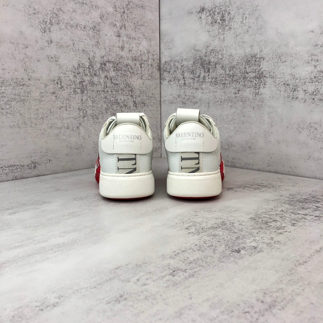 Valentino Garavani VL7N "White-Red"