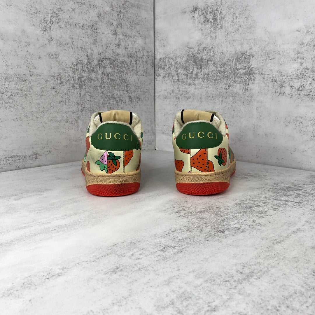 Gucci Screener "White Strawberry"