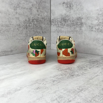 Gucci Screener "White Strawberry"