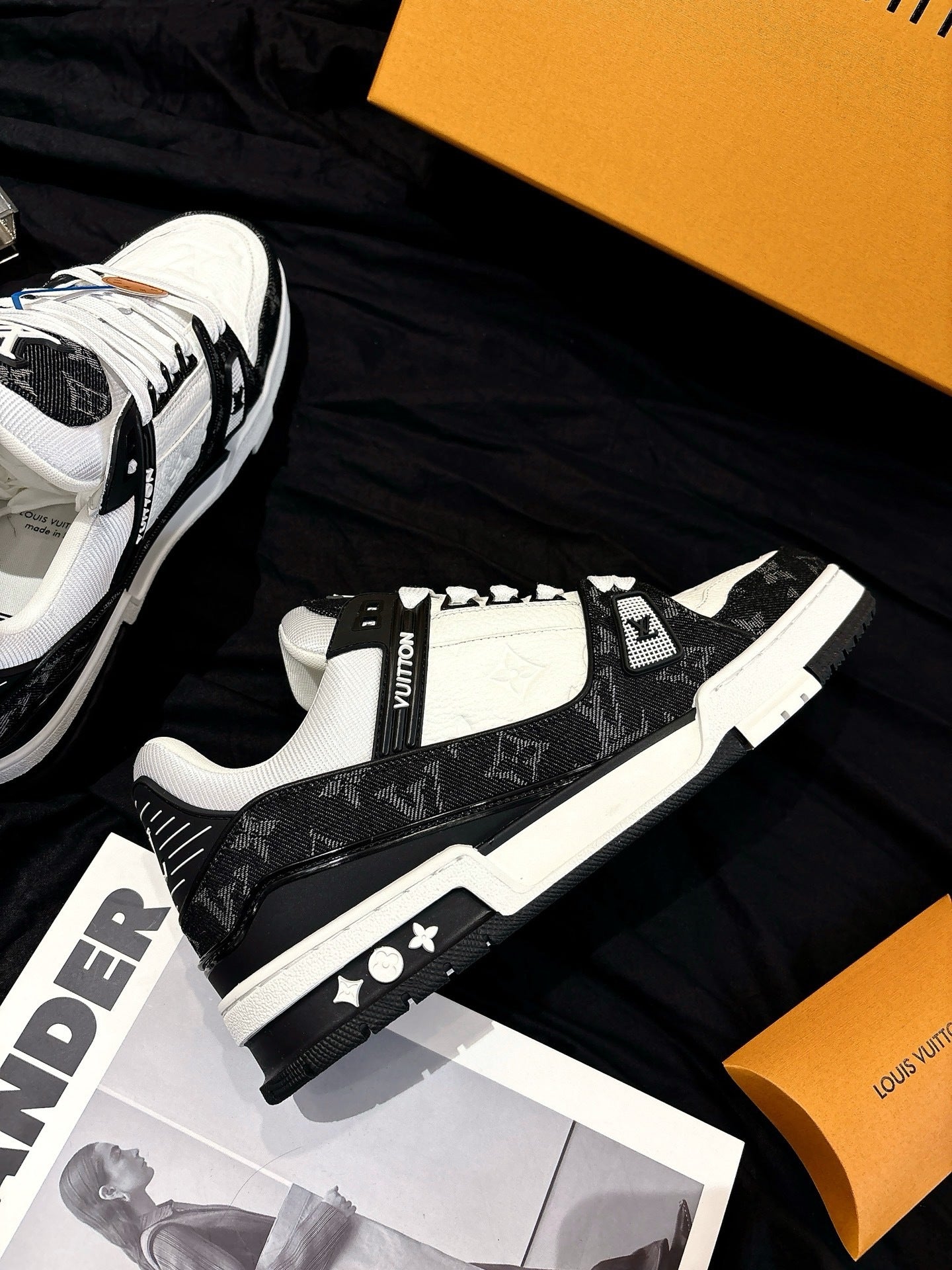 Louis Vuitton LV Trainers "Noir Denim"