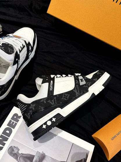 Louis Vuitton LV Trainers "Noir Denim"