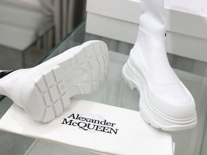 Alexander McQueen Tread Slick Boot "Ribbed White"