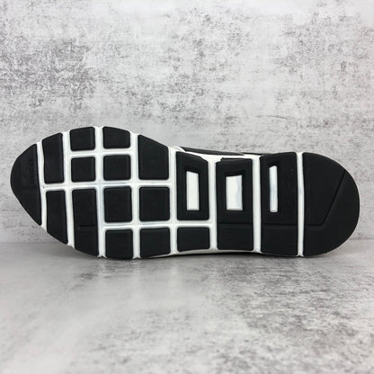 Gucci Interlocking GG "Black-White"