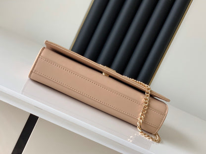 Saint Laurent Kate Medium in Smooth Leather