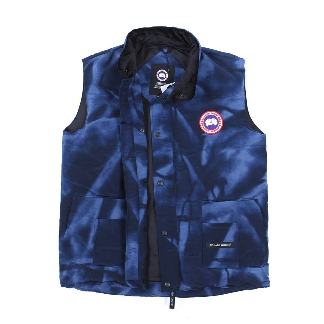 Canada Goose Freestyle Down Vest "Blue Camo".