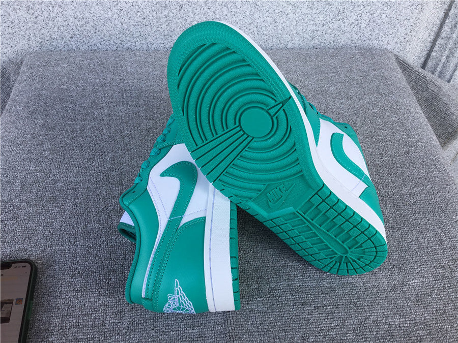 Jordan 1 Low "New Emerald"