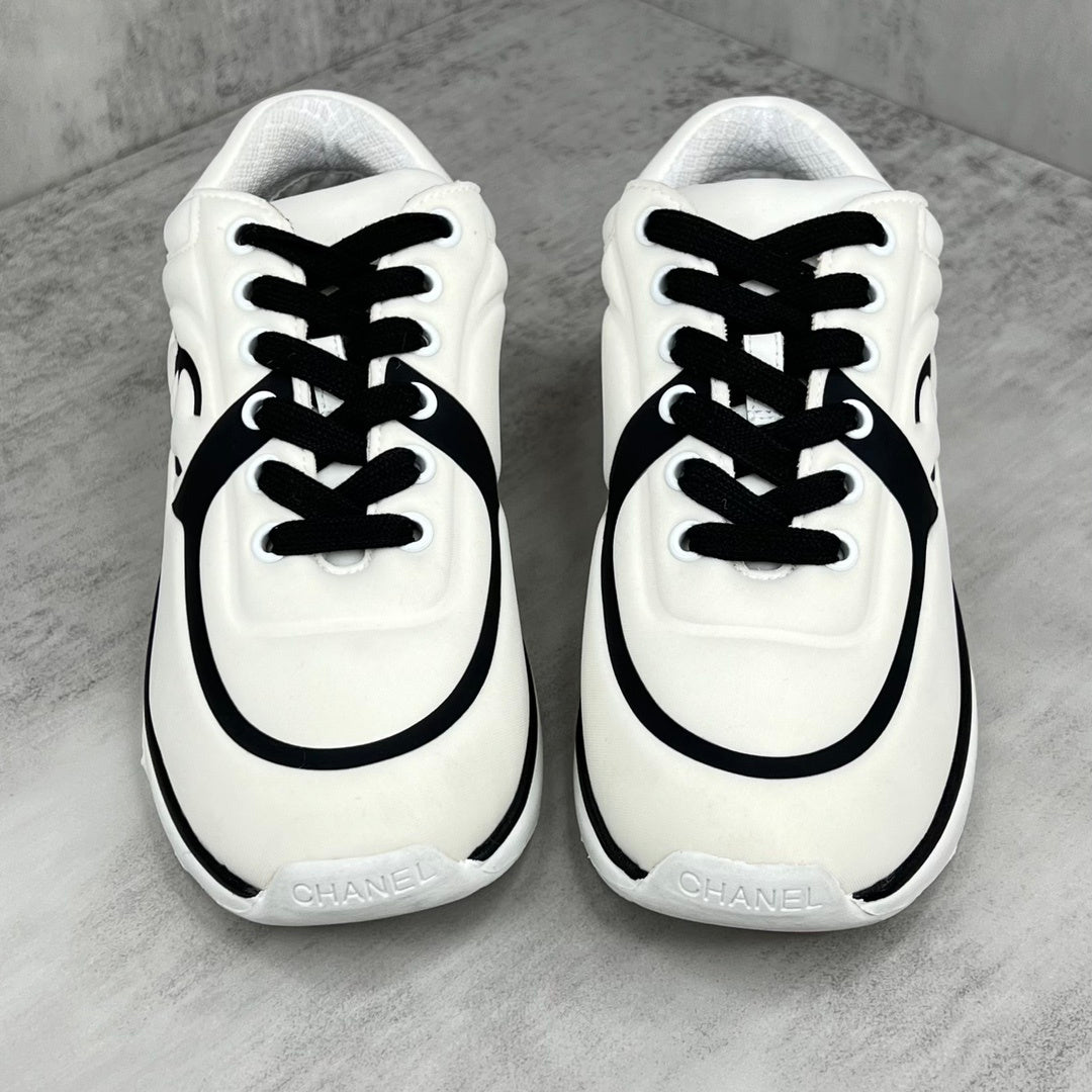 Chanel 22A "White-Black"