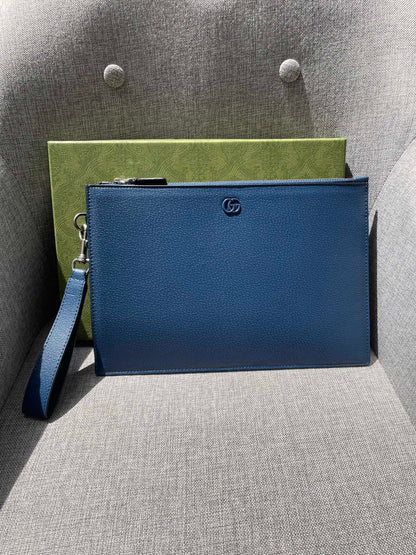 Gucci Leather GG Marmont Pouch