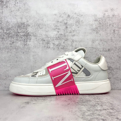 Valentino Garavani VL7N "White-Pink"
