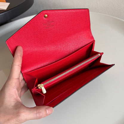 Louis Vuitton Sarah Wallet "Monogram"