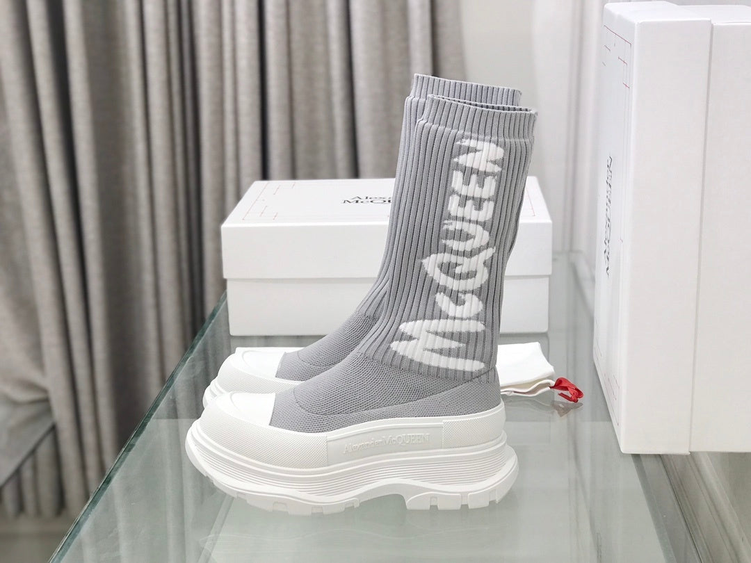 Alexander McQueen Tread Slick Boot "Ribbed Grey"