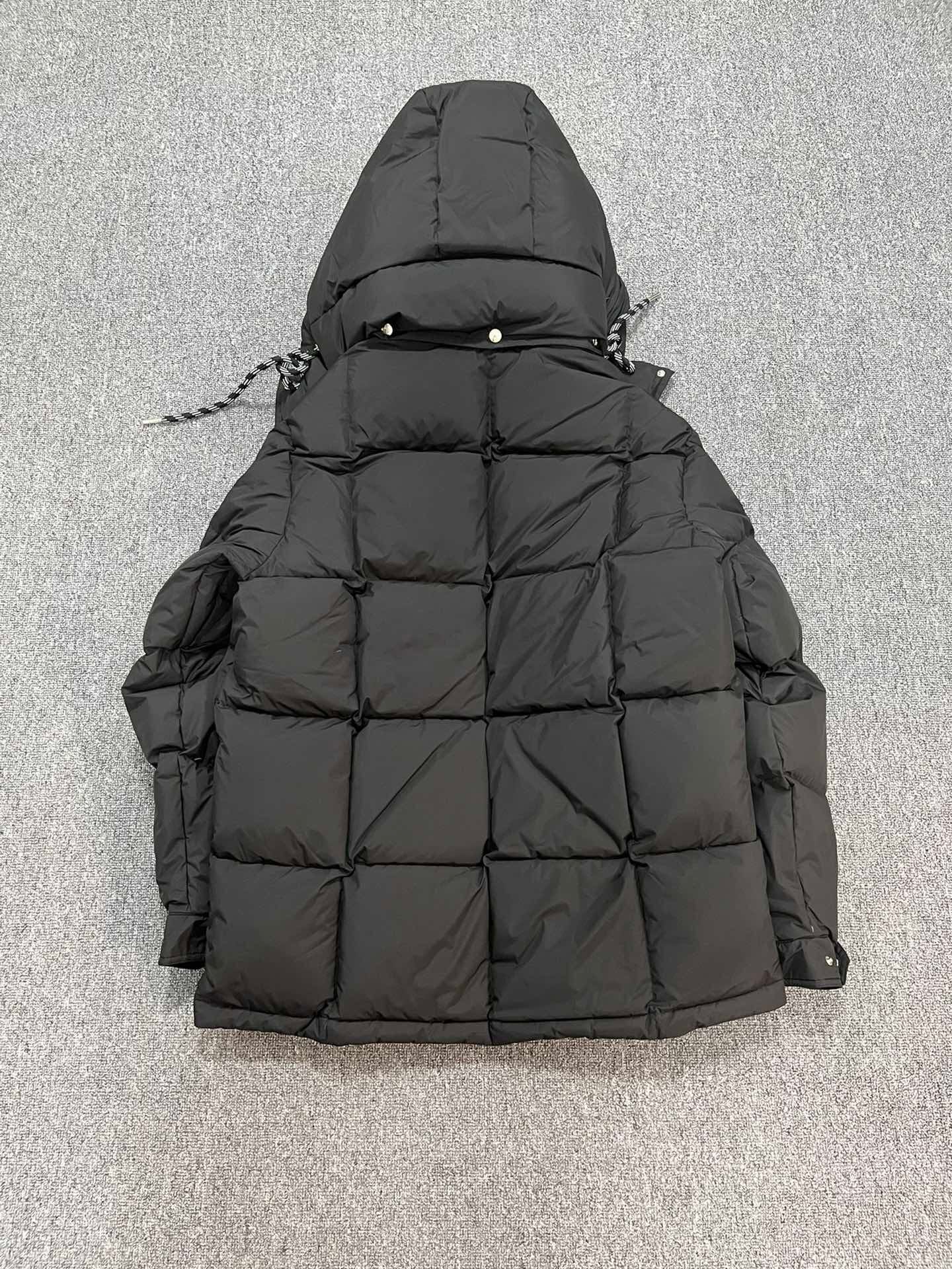 Moncler Mariveles Down Jacket "Black"