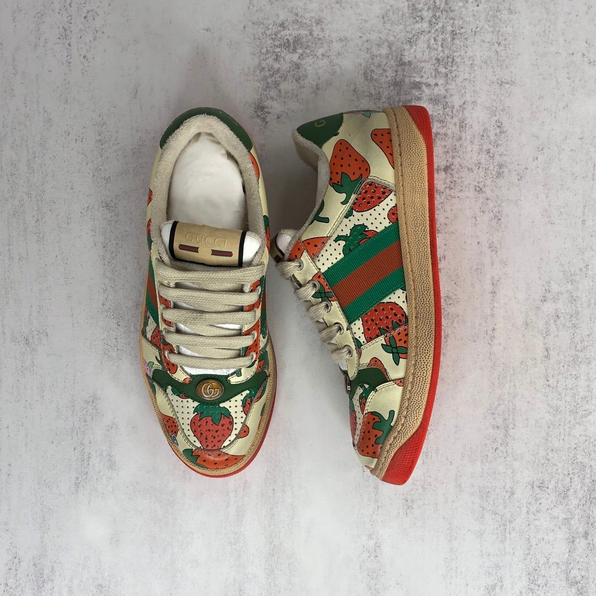 Gucci Screener "White Strawberry"