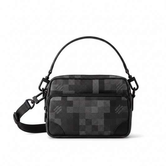 Louis Vuitton Nil Messenger