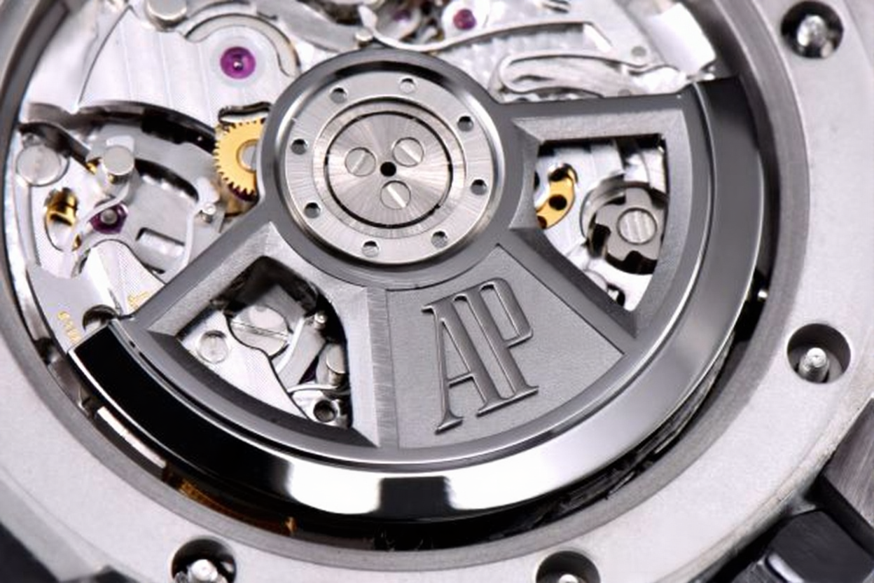 Audemars Piguet Royal Oak Offshore Diver 43mm Black Strap Black-Silver Dial
